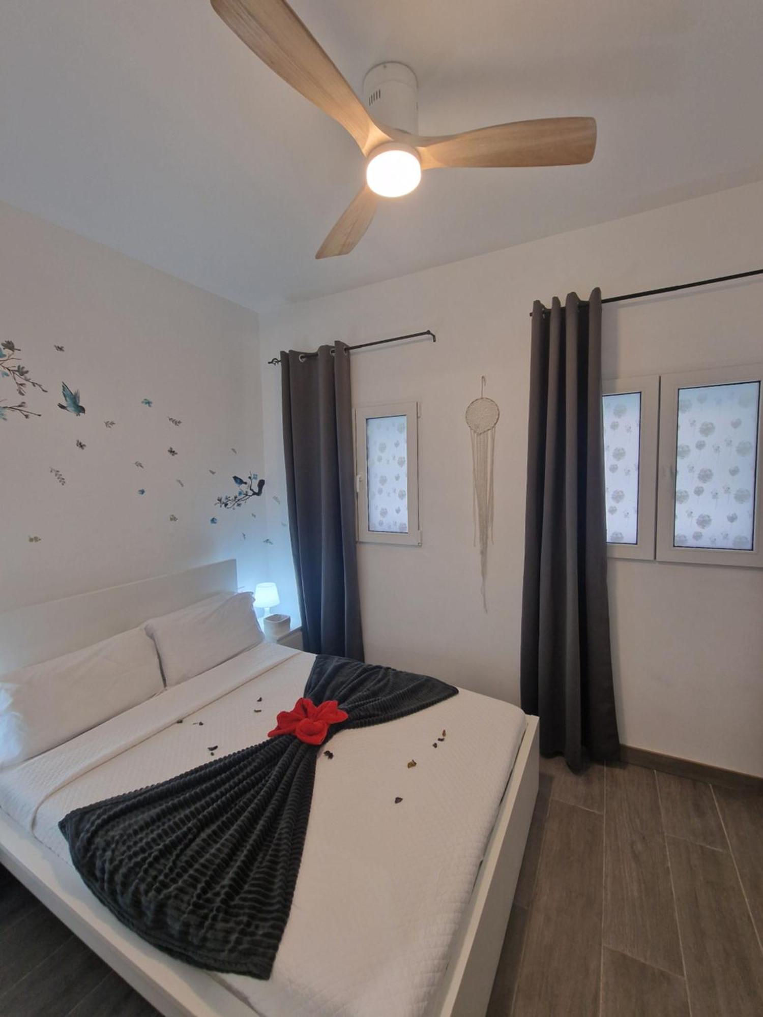 Apartamento Barcelona, Apartamento De 1 Habitacion L'Hospitalet de Llobregat Exterior foto